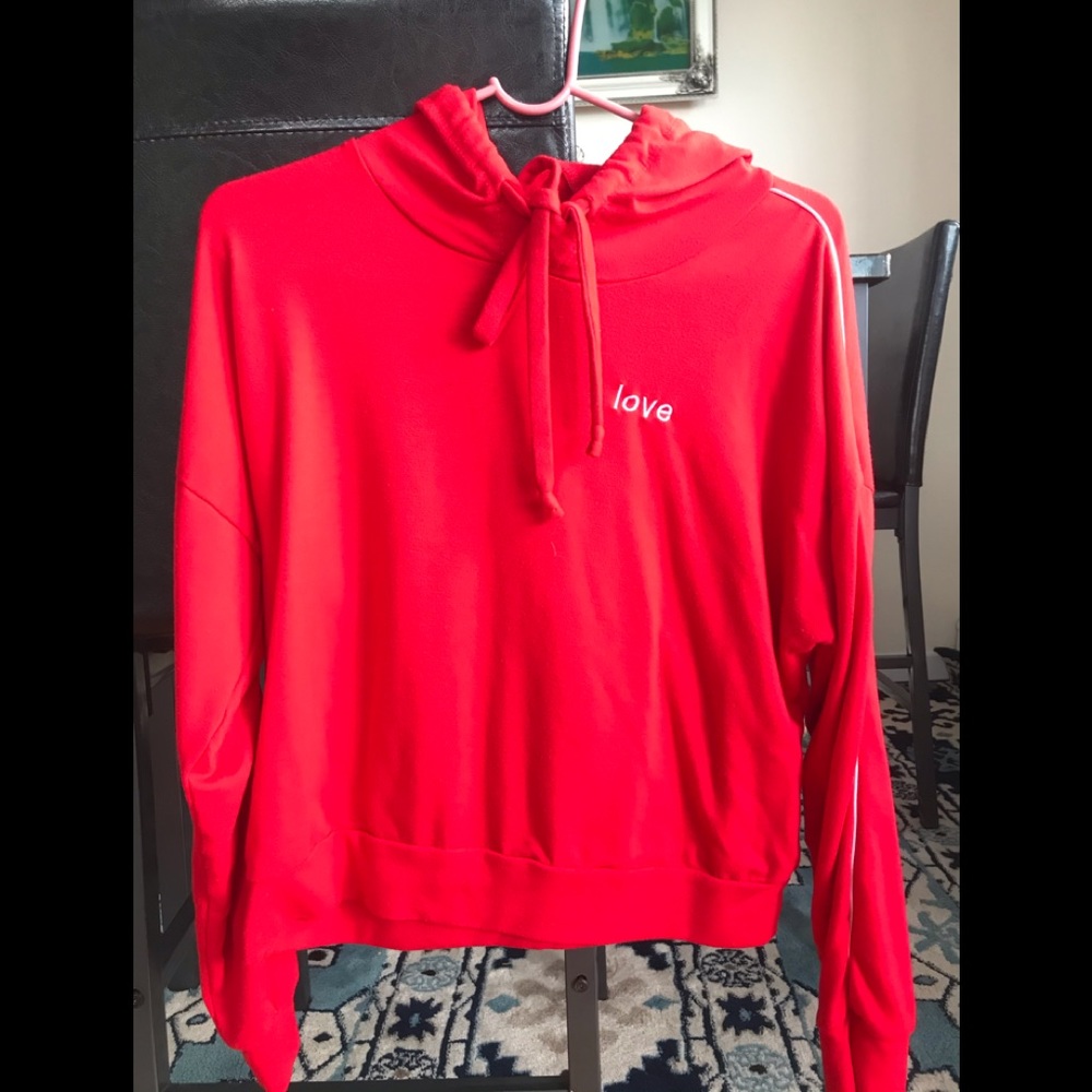 Cropped hoodie (red)